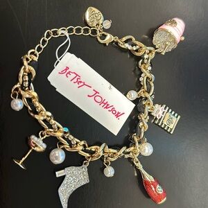 NWT Betsy Johnson going all out charm chain bracelet